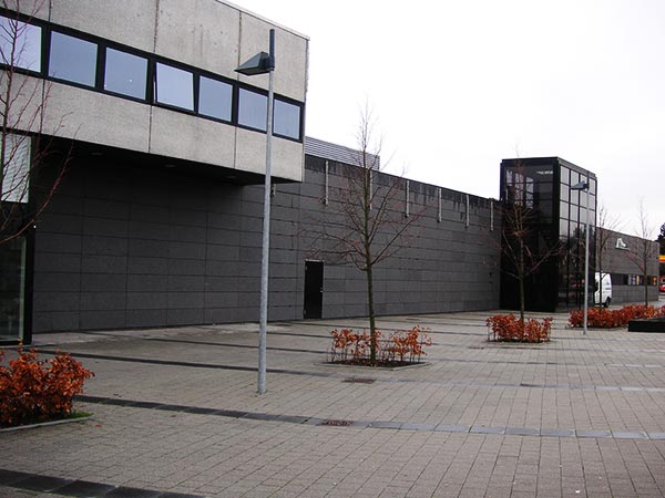 Rodovre Centrum facade, Royal Black