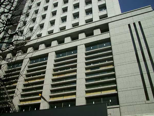 Meiji Yasuda Seimei building base white granite